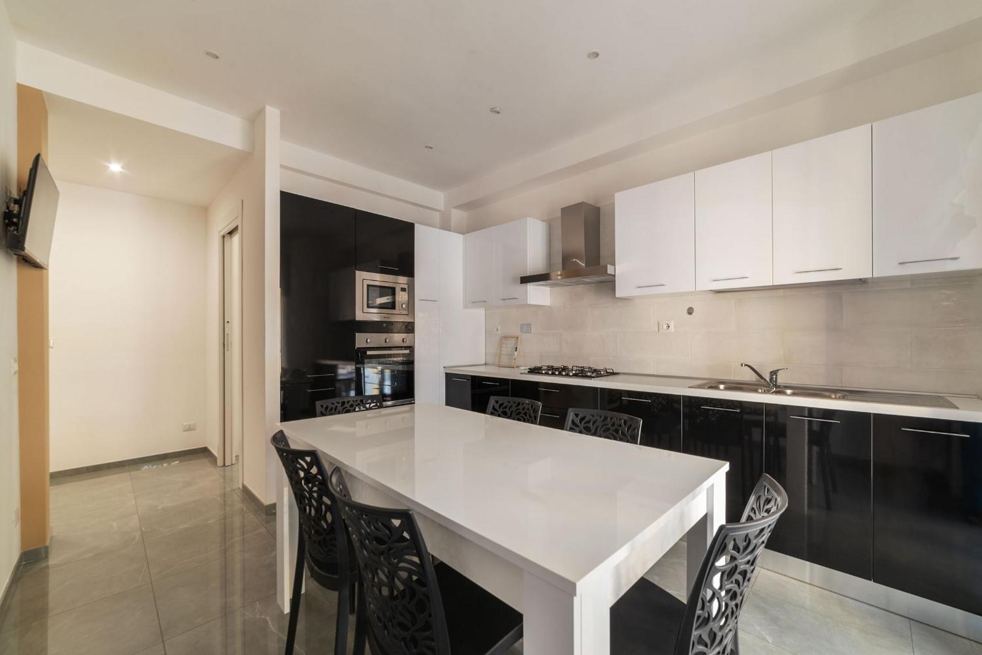 Joivy Delightful 3-Bed Flat With Balcony Roma Exterior foto