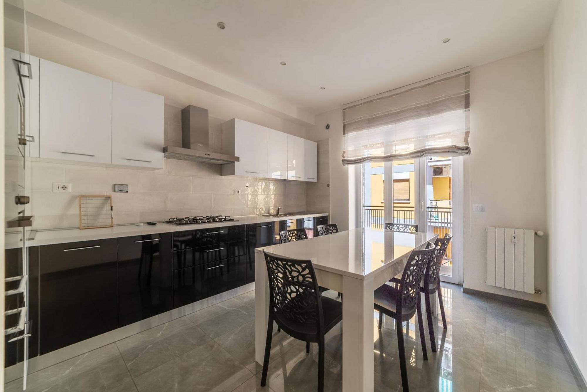 Joivy Delightful 3-Bed Flat With Balcony Roma Exterior foto